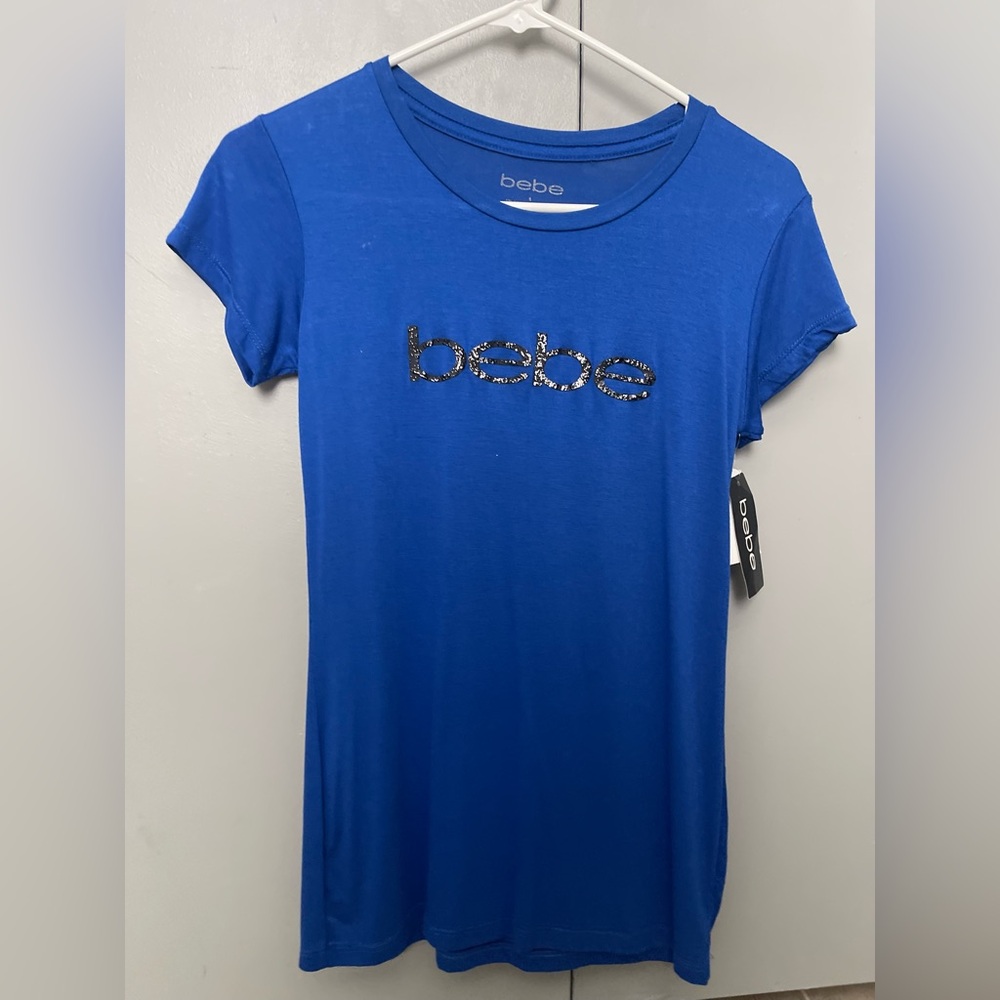 Women’s blue top